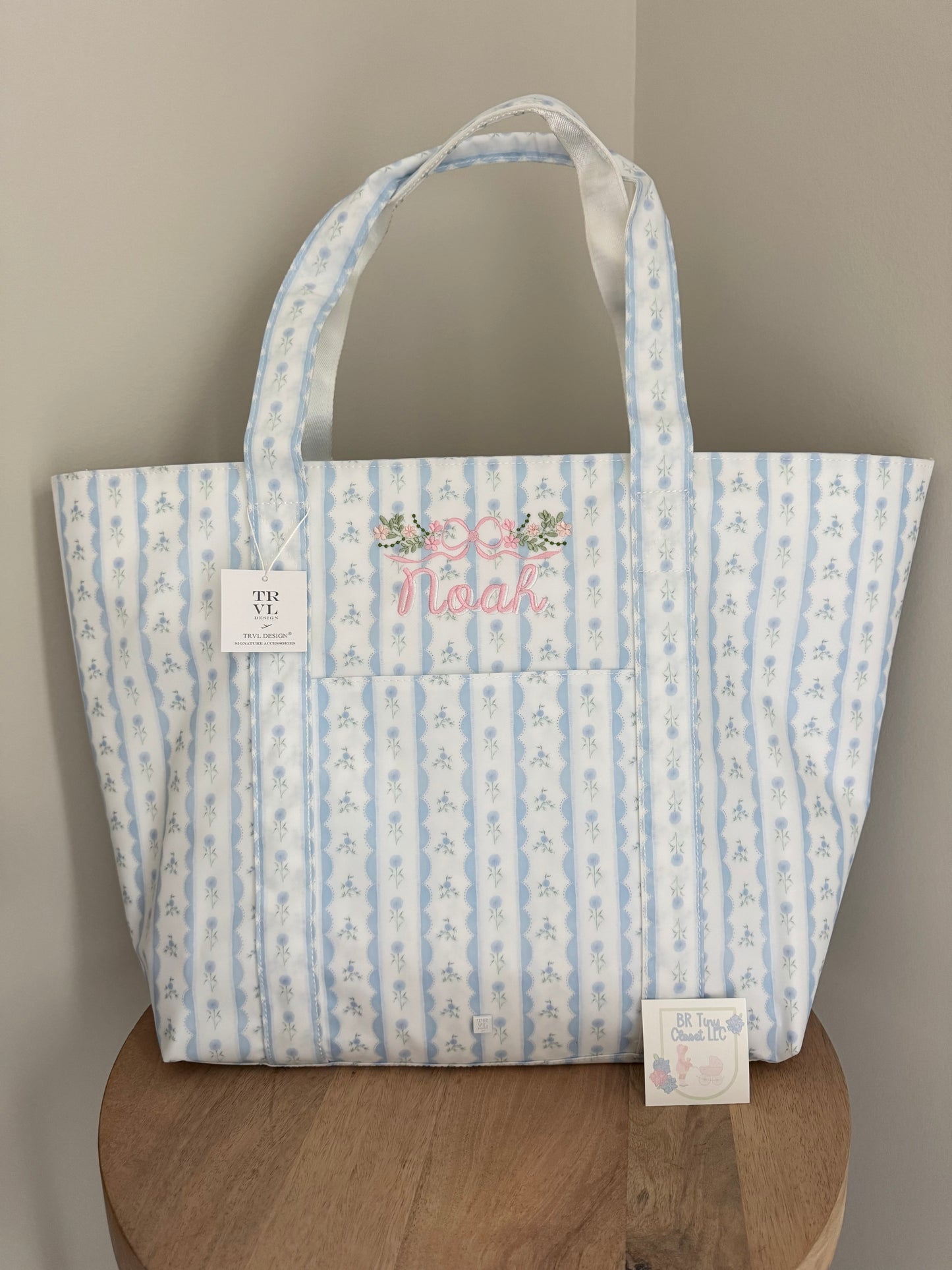 TRVL BLUE RIBBON FLORAL JUMBO TOTE