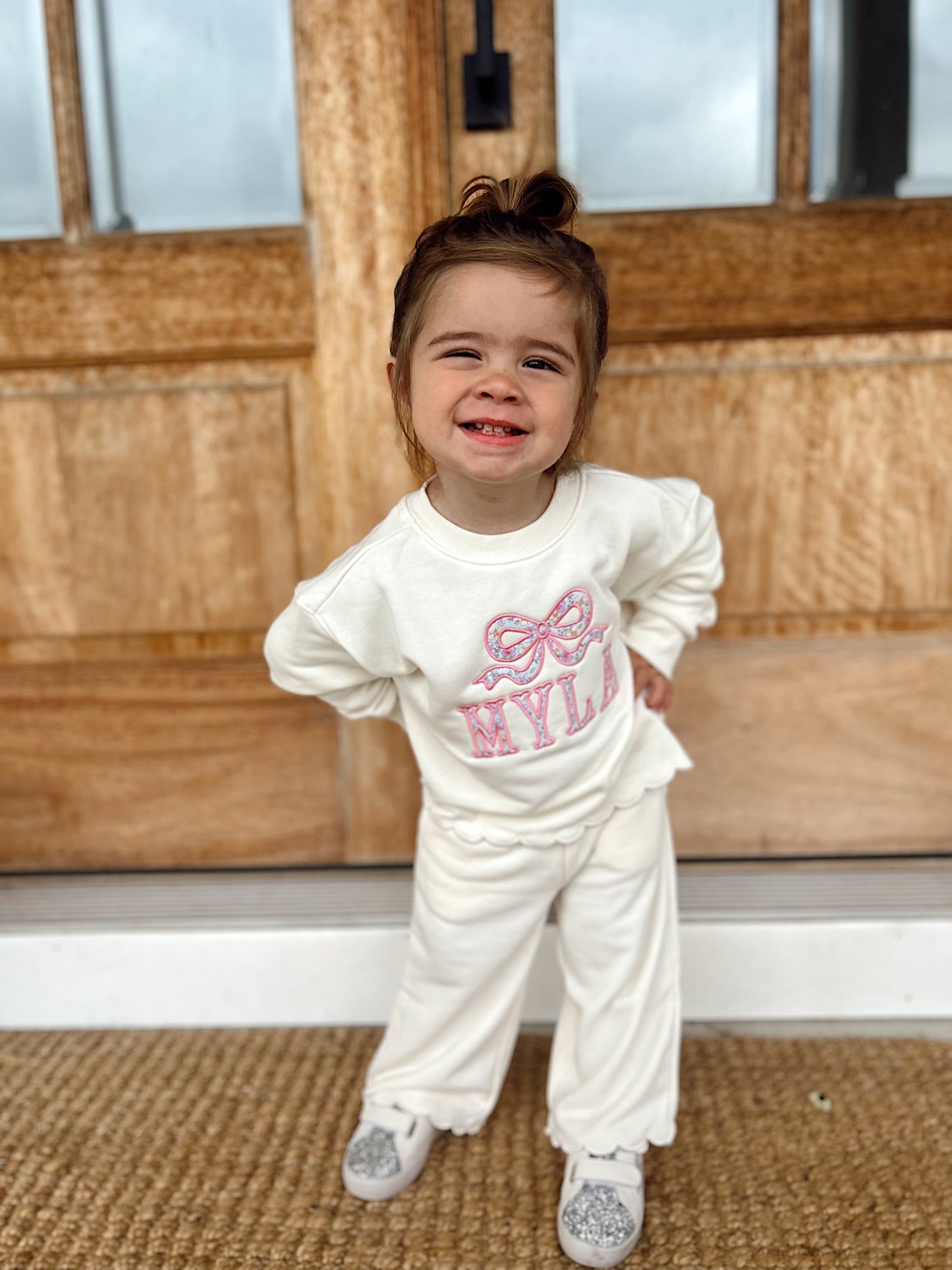 Cream Scalloped Sweatsuit w/ Appliqué Bow/Name