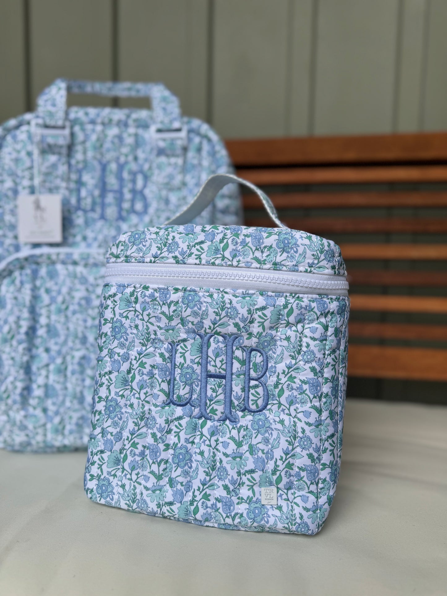 TRVL QUILTED HAMPTON FLORAL LUNCHBOX