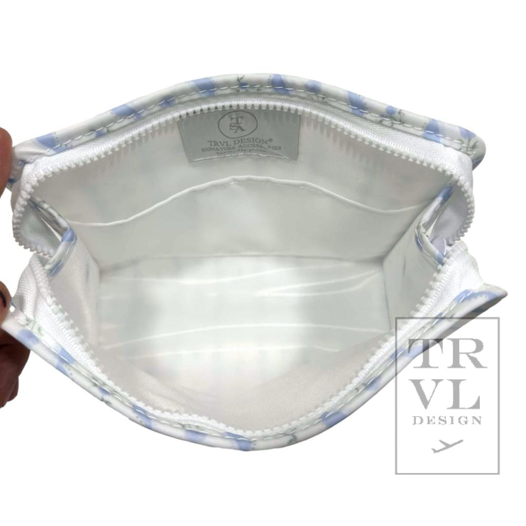 TRVL LARGE BLUE RIBBON FLORAL ROADIE