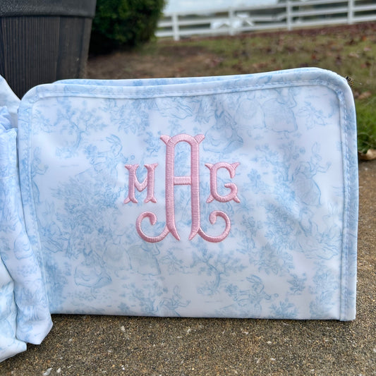 TRVL MEDIUM BLUE TOILE ROADIE