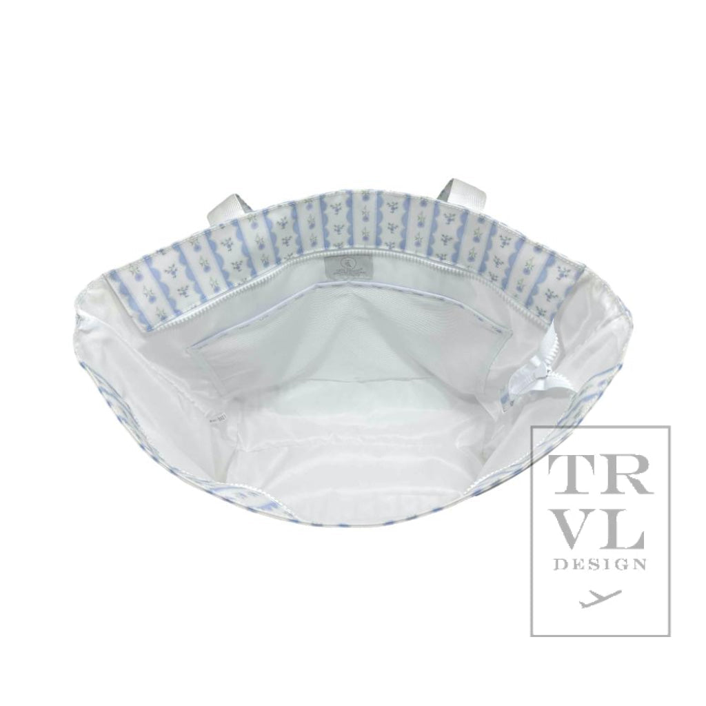 TRVL BLUE RIBBON FLORAL JUMBO TOTE