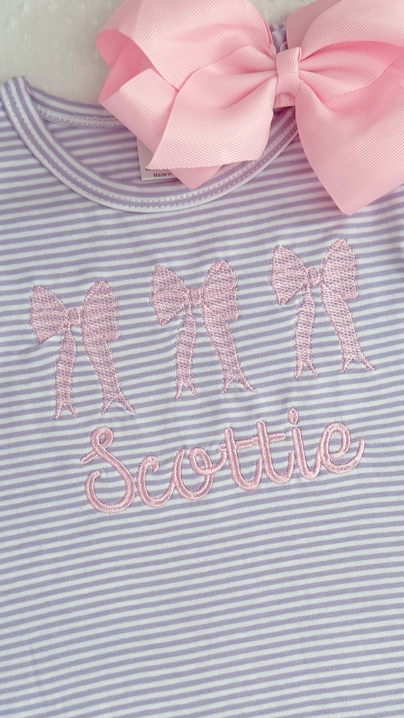 Embroidered Lavender Pink Bows bubble