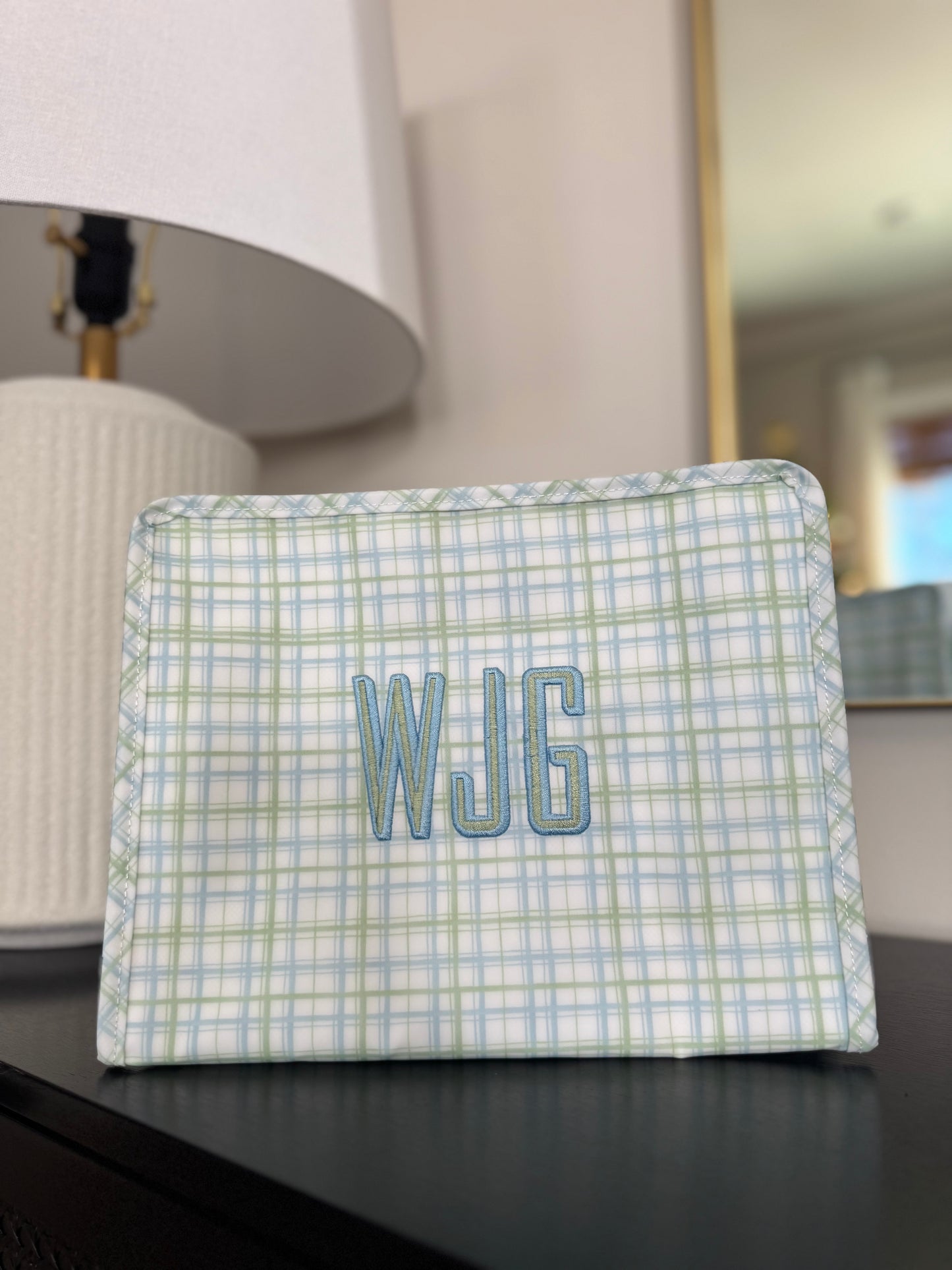 TRVL LARGE BLUE/GREEN PLAID ROADIE