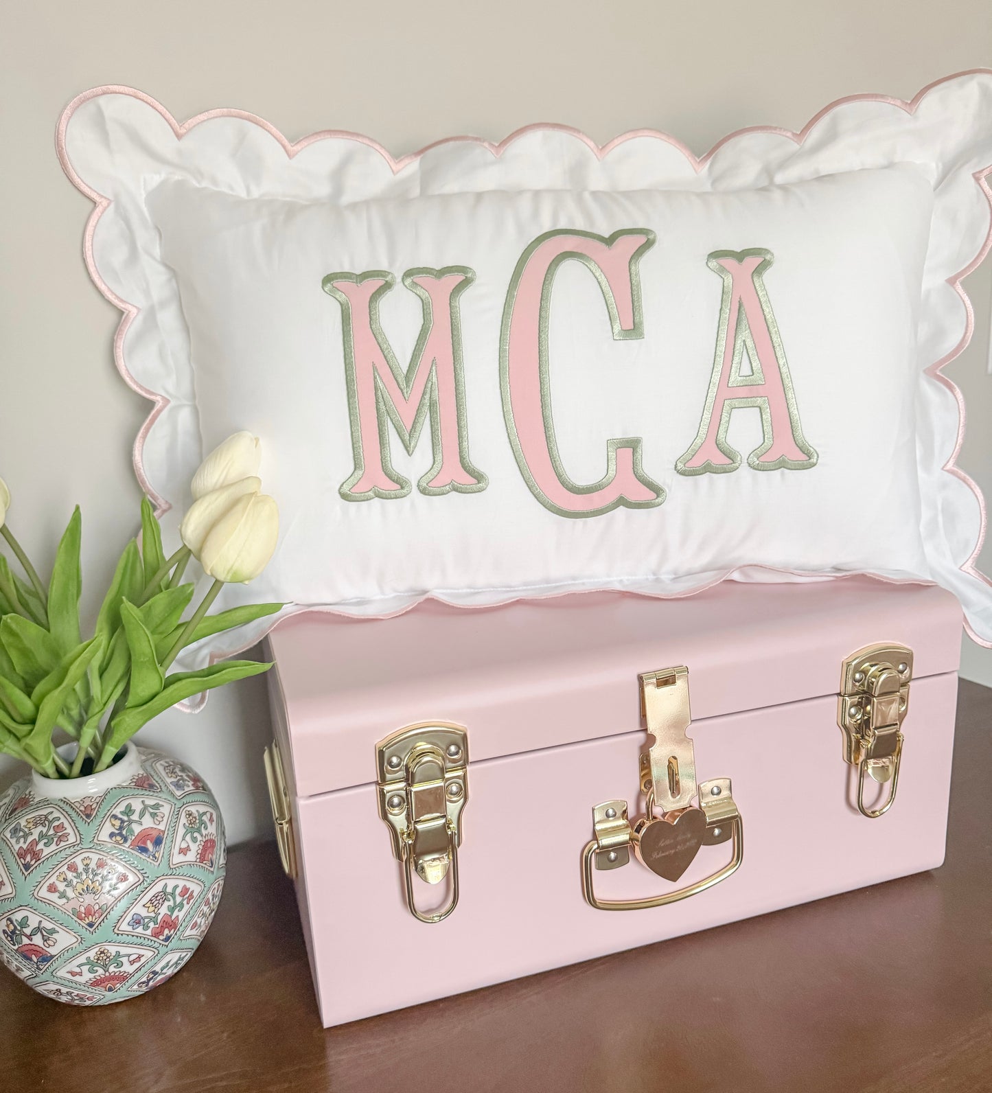 Pink/White Scalloped Nursery Pillow Case 12x20