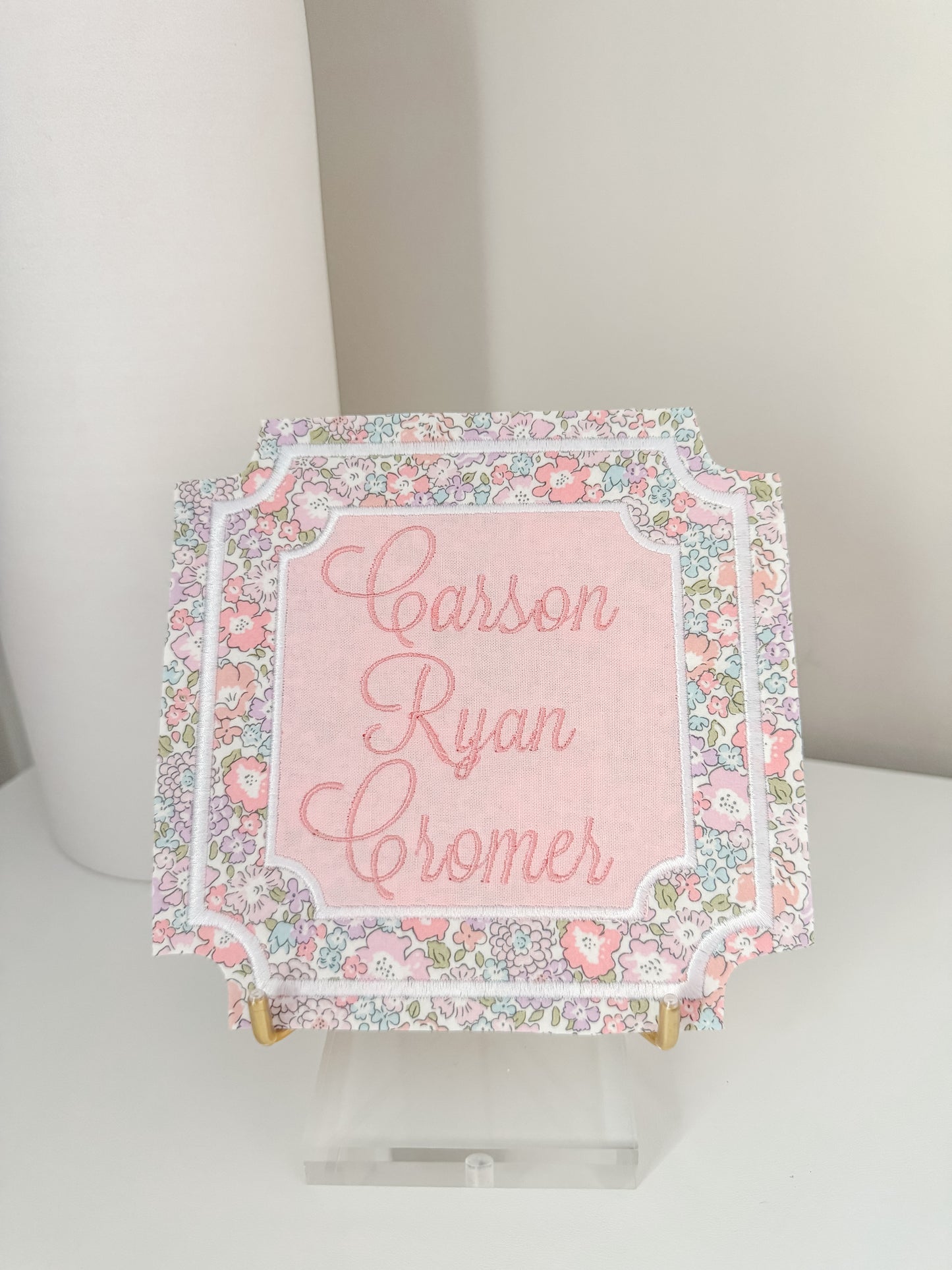 Bassinet Name Announcement Keepsake with Detachable Bow