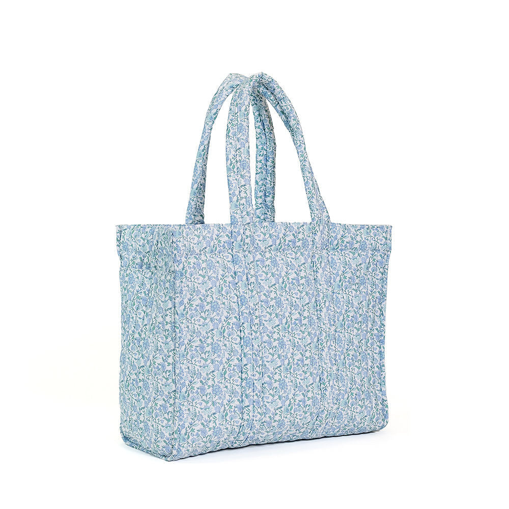 TRVL HAMPTON FLORAL GO GO TOTE *backorder 9/20*