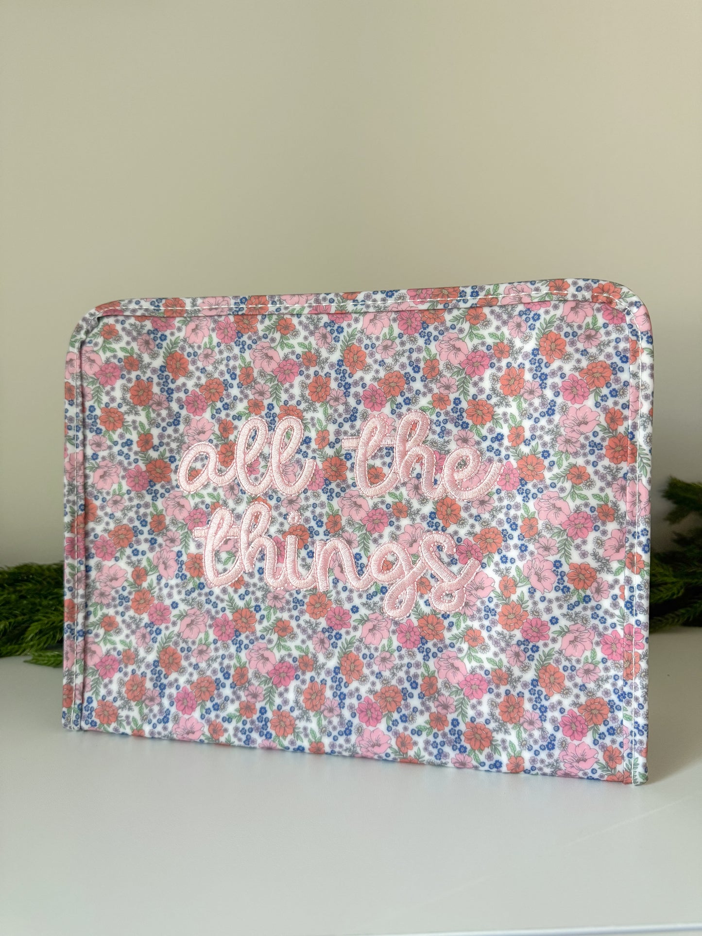 TRVL Garden Floral Roadies