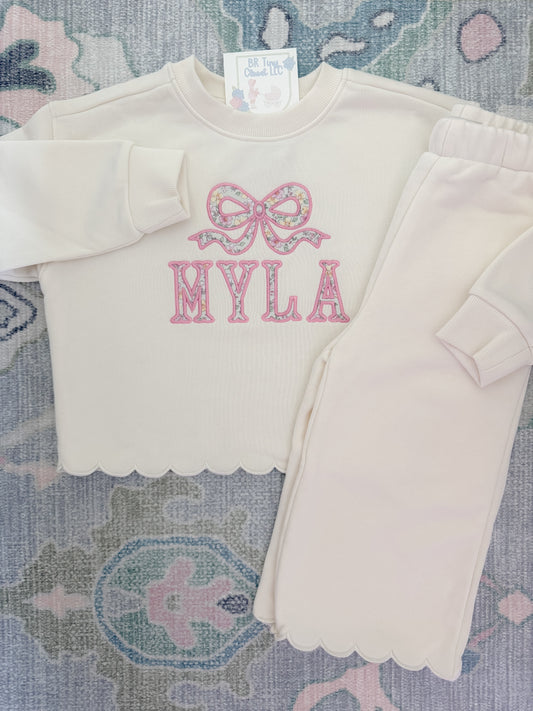 Cream Scalloped Sweatsuit w/ Appliqué Bow/Name