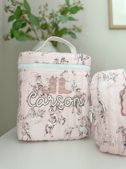TRVL COWGIRL TOILE QUILTED LUNCHBOX