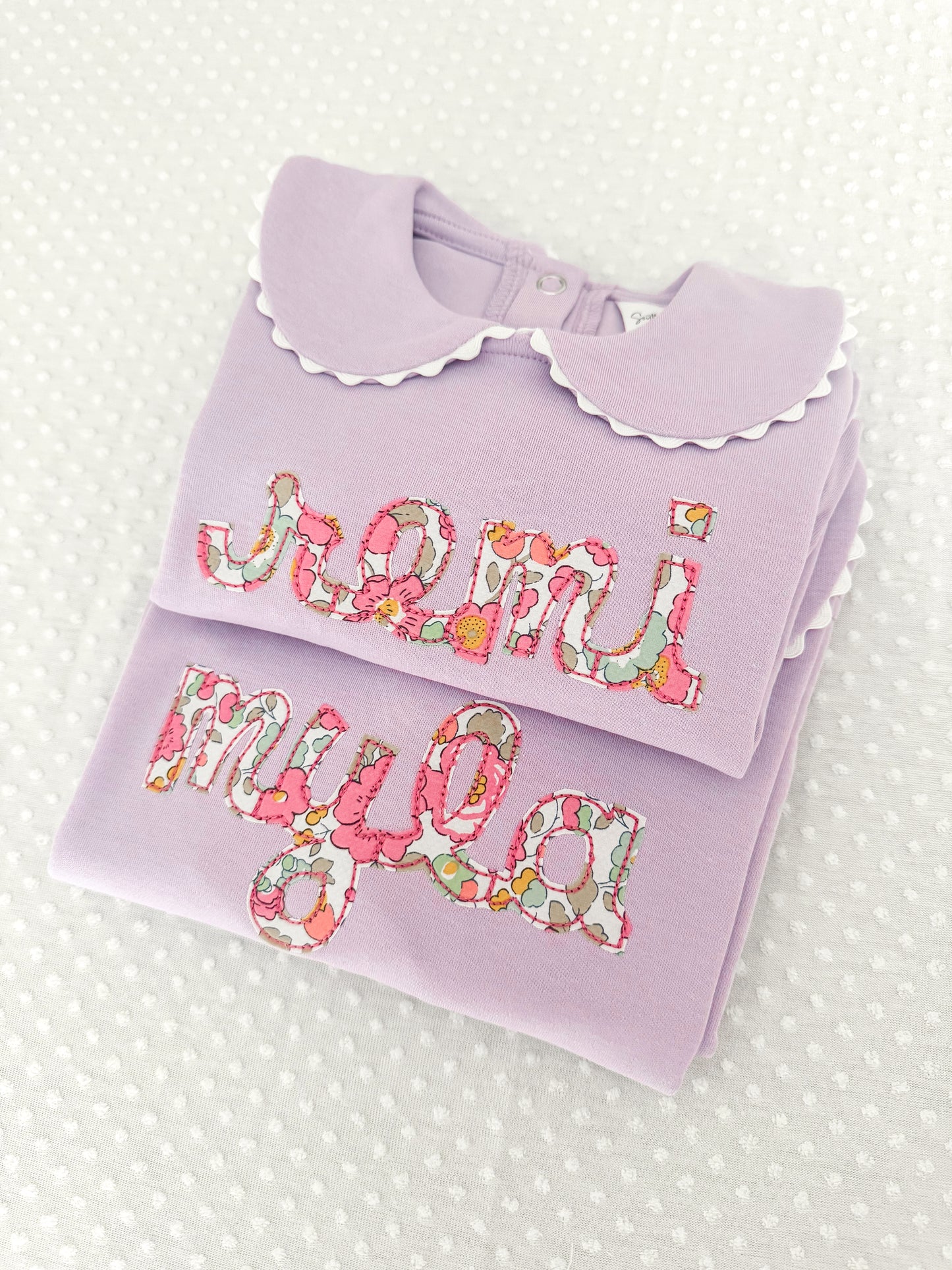 Scalloped Lavender Embroidered Floral Name Bubble