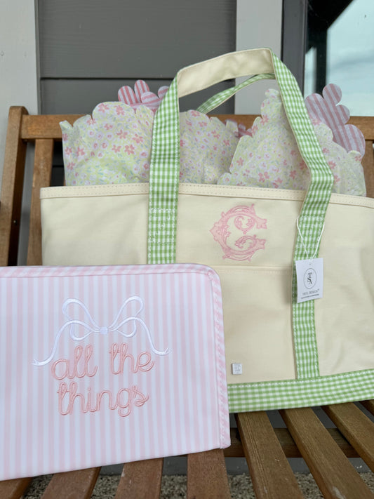 TRVL Medium Canvas Tote in Leaf Green Gingham