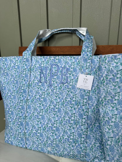 TRVL HAMPTON FLORAL JUMBO TOTE