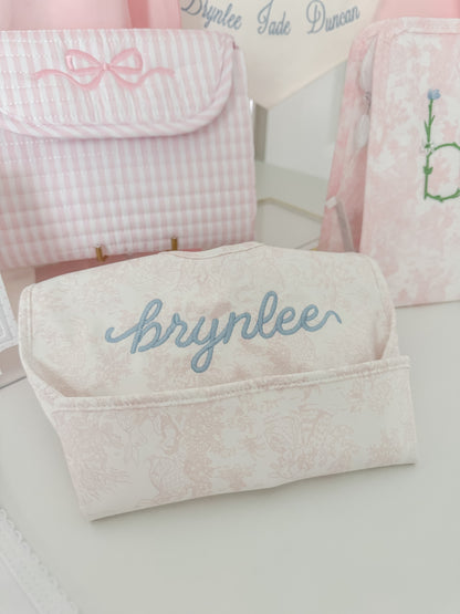 TRVL PINK TOILE CATCH ALL BIB