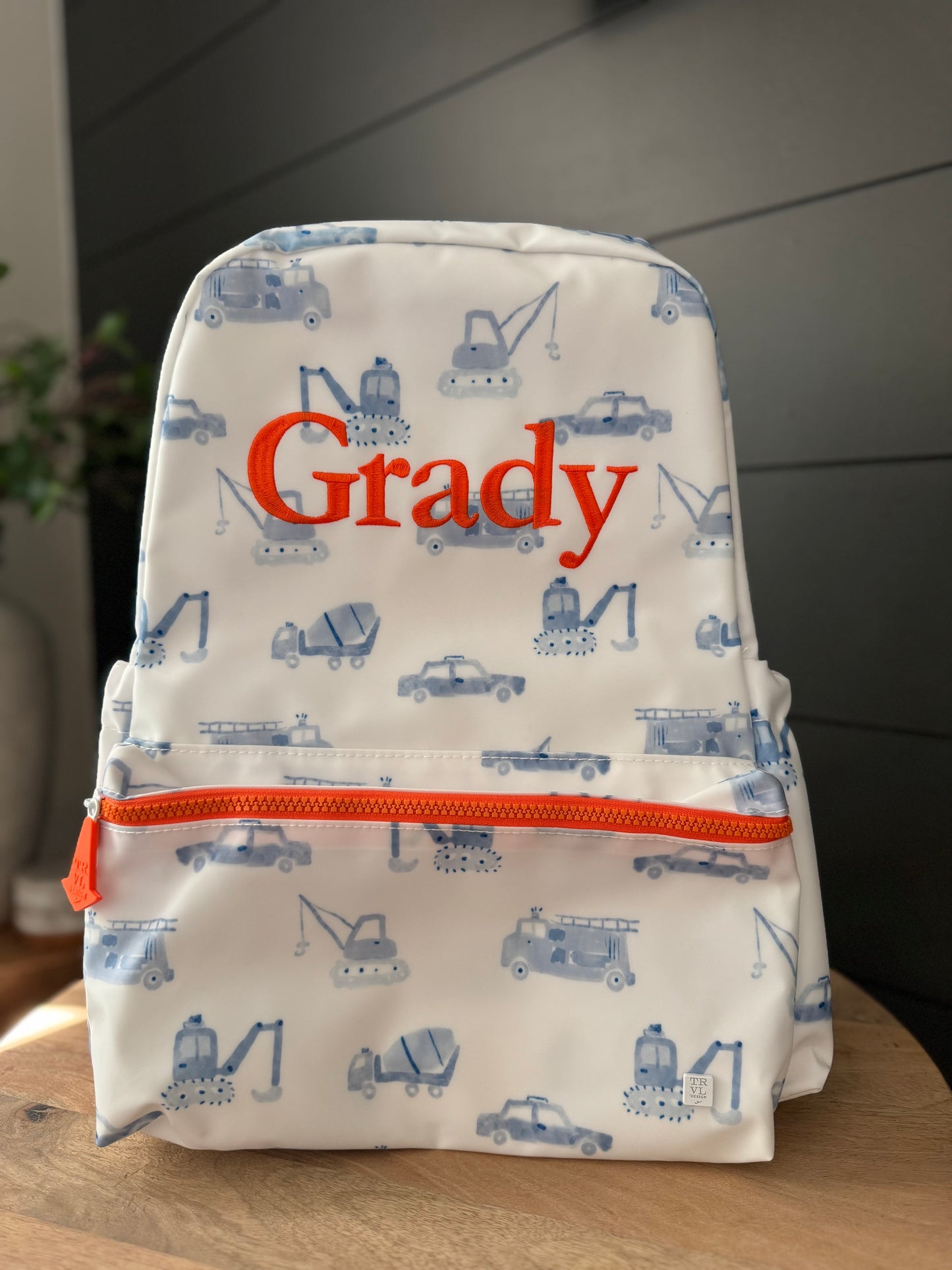TRVL DIG IT FULL SIZE BACKPACK BACKORDER 10/20