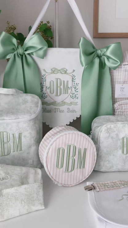 Newborn Ultimate Baby Bundle + Diaper Bag & Toiletry